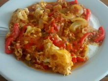 Moqueca de ovo com sardinha