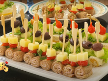 Nem cozinhar, nem assar: é só misturar e modelar os ingredientes para fazer esses salgados deliciosos e servir de petisco ou lanche