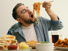 Sou nutricionista e garanto: "Nem pão, nem macarrão, nem chocolate, o que faz você engordar é..."