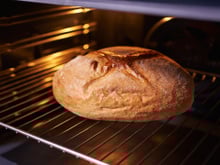 Se o seu pão caseiro não cresce, você pode estar cometendo esse erro sem perceber: a ciência explica