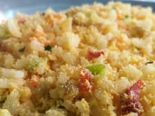 Arroz farofa para churrasco: receita prática e saborosa