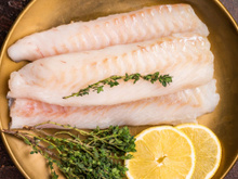 A maneira mais saudável de cozinhar peixe, segundo a ciência, e por que ela preserva mais nutrientes