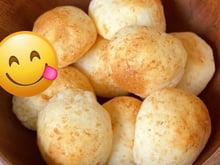 Nunca mais comprei pão de queijo depois que aprendi essa receita rápida de 3 ingredientes na airfryer