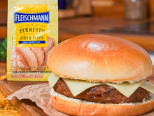 Pão de hambúrguer caseiro