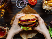 Dia do Hambúrguer: 6 utensílios perfeitos para preparar sanduíches deliciosos