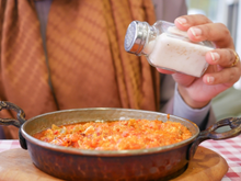 Todo mundo joga fora, mas esse ingrediente pode virar um tempero que deixa qualquer receita mais saborosa