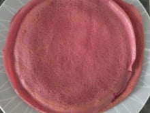 Panqueca de frango (massa colorida)
