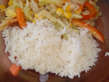 Salada saudável de merluza