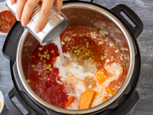 Está na hora de superar o medo de uma panela de pressão e investir em um modelo elétrico com até 30% de desconto na Amazon