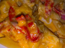 Macarrão ao molho pepperoni, parmesão e requeijão