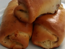 Pão caseiro recheado