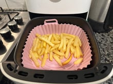 Faça assim para limpar a forma de silicone da airfryer