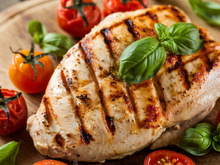 Agora eu só faço frango usando uma pedra de gelo: truque deixa a carne suculenta e macia numa perfeição nunca vista antes!