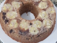 Bolo de arroz integral com banana sem glúten e sem lactose