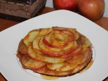Sablé de maçãs e caramelo