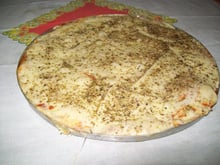 Massa de pizza fofinha da mamãe