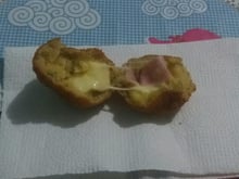 Bolinhas de mandioca com queijo