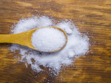 Sal muito além do tempero: o ingrediente é um poderoso aliado nas tarefas domésticas