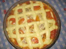 Lasanha à bolonhesa com massa de pastel e catupiry (requeijão)