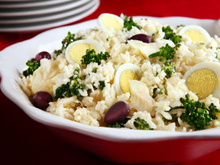 Arroz com bacalhau e brócolis: receita para a Páscoa