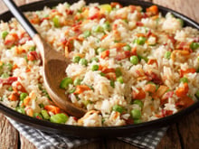 Arroz à grega com bacon
