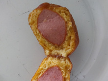 Salsicha empanada crocante