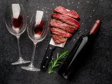 Cozinhando com vinho: aposte na bebida alcoólica para dar um sabor único às receitas