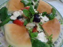 Salada de feijão branco com rúcula