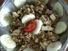 Salada de fígado de galinha