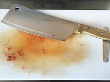 Como limpar uma tábua de corte de plástico para que fique impecável e sem manchas