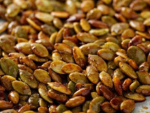 Crocantes snacks de sementes de abóbora são perfeitos para um lanche nutritivo e delicioso