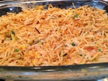 Nunca mais fiz salpicão de frango de outro jeito depois que aprendi essa receita com uma cozinheira especialista em saladas brasileiras