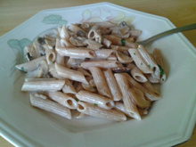 Penne ao vinho e cogumelos