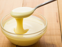 Aprenda a fazer leite condensado com apenas 2 ingredientes