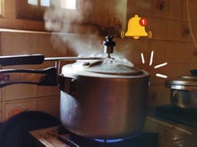 Você sabe quando deve trocar a borracha da panela de pressão? Falta de manutenção pode causar acidentes!