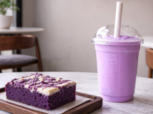 Nem pistache, nem matcha: esse é o novo ingrediente de cor vibrante que está viralizando pelas cafeterias e restaurantes