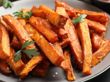 Cenoura na airfryer: palitos crocantes, saudáveis e fáceis de fazer