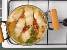 Como tirar cheiro de bacalhau da cozinha: o truque que eu aprendi com a minha vizinha e que mudou minha vida