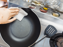 Invista nestes produtos para arear suas panelas e deixe-as tão brilhantes quanto um espelho