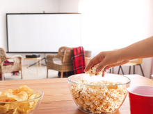 Itens que transformam a maratona de filmes em experiência de cinema