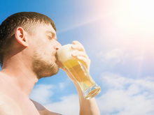 Esses são os cuidados que você deve ter ao consumir bebida alcoólica em dias muito quentes