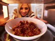 Carnes no micro-ondas: dicas de preparo