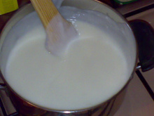 Manjar de coco com calda de abacaxi