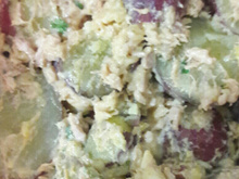 Salada de batata doce com atum e maionese
