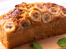 A melhor receita de bolo de banana com 5 ingredientes e em apenas 4 passos
