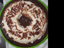 Pudim branco com calda