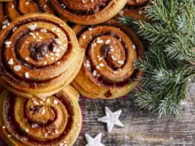Cinnamon roll: aprenda a fazer os tradicionais enroladinhos de canela para sua Ceia de Natal