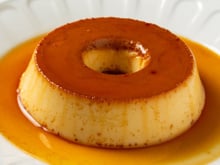 Pudim de pão simples e rápido com truque para ficar com textura lisinha
