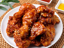 Frango frito coreano com molho agridoce