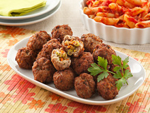 Almôndegas recheadas